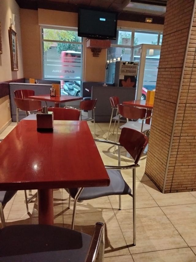 Vendo Bar, buena zona, 