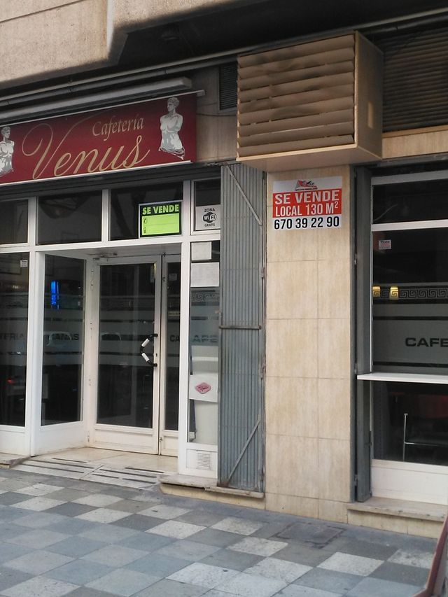 Vendo Bar, buena zona, 