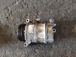 Compresor aire acondicionado 36011358 Volvo