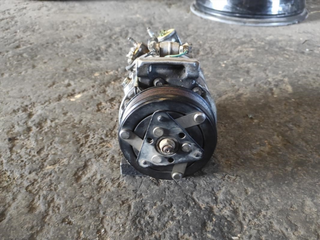 Compresor aire acondicionado 36011358 Volvo