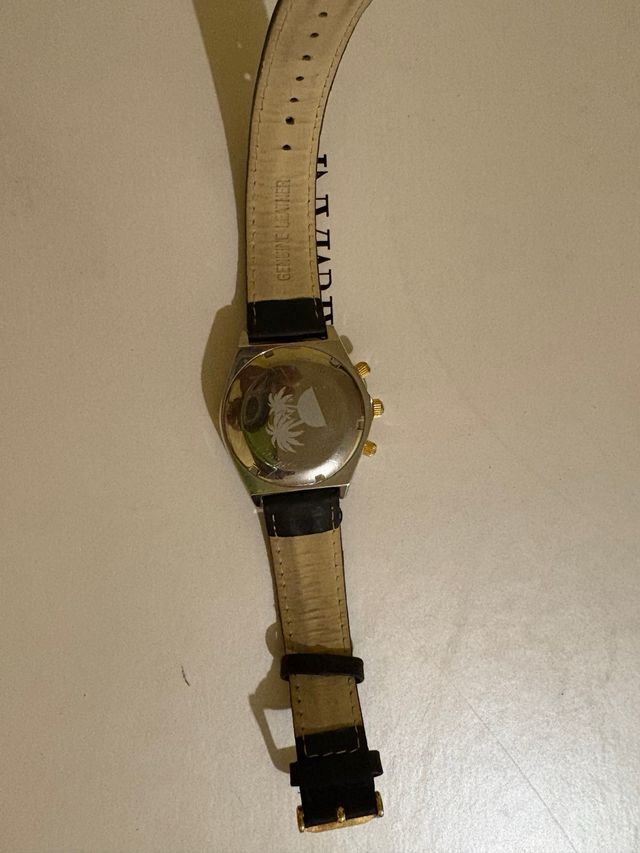 Reloj Malibu Cronógrafo Negro y Dorado