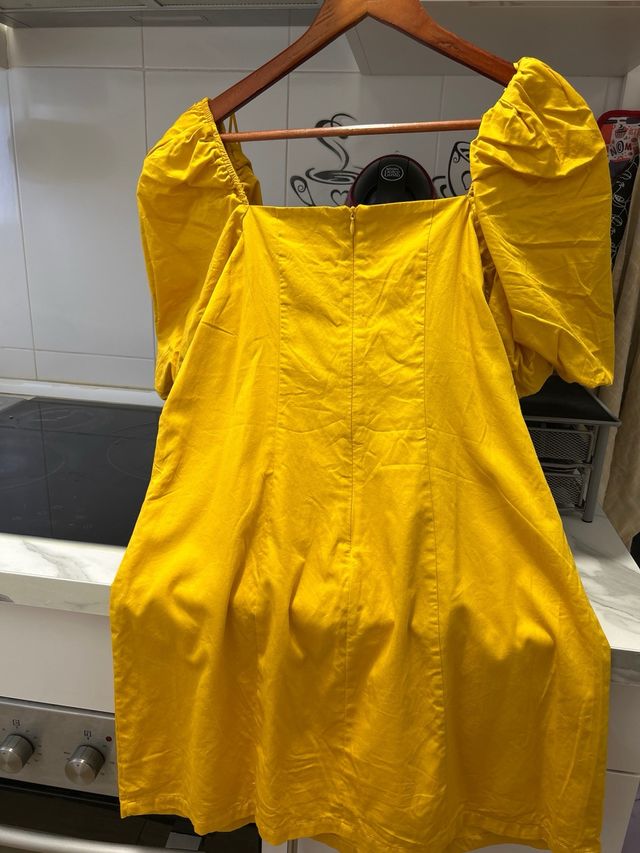 Vestido amarillo Mango