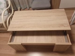 Mesa de centro roble sin rasguños. Cómo nueva.