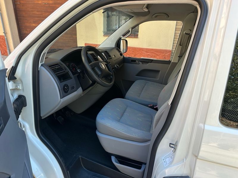 Volkswagen Caravelle 2005, foto 5