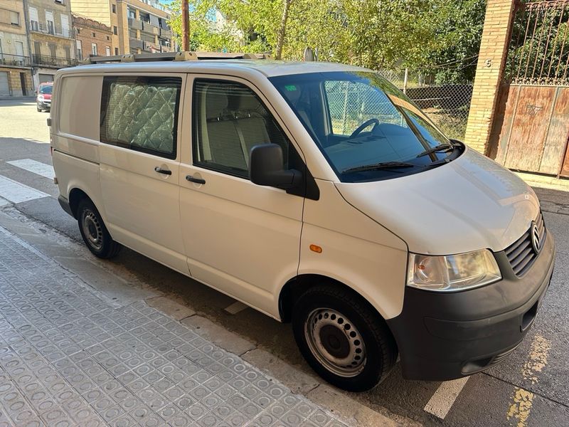Volkswagen Caravelle 2005, foto 3