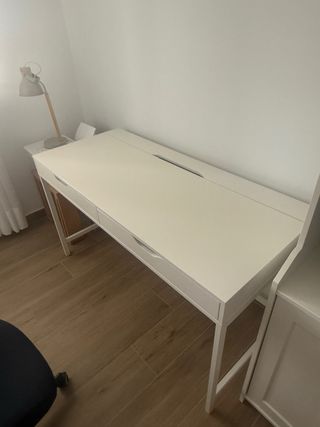 Mesa de escritorio Ikea ALEX blanca