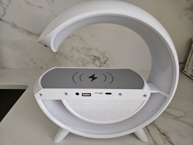 Altavoz Bluetooth y Cargador Inalámbrico Móvil