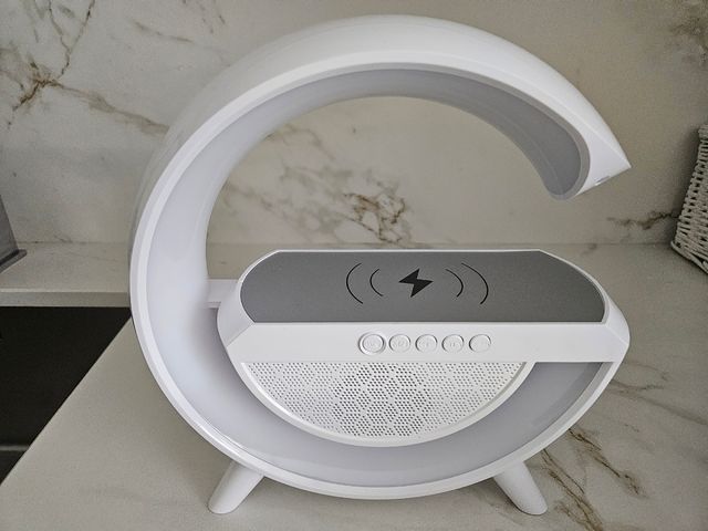 Altavoz Bluetooth y Cargador Inalámbrico Móvil