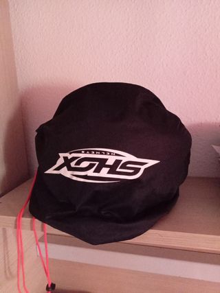 Casco de moto MT Helmets gris