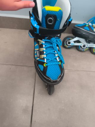 Patines en línea azules
