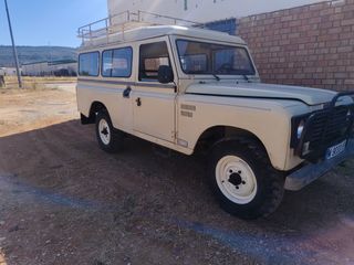 Land Rover Santana 1988