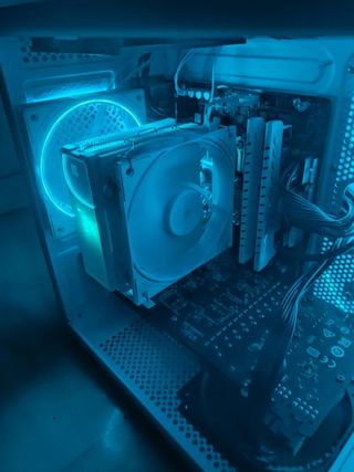 PC Gaming con luces LED 
