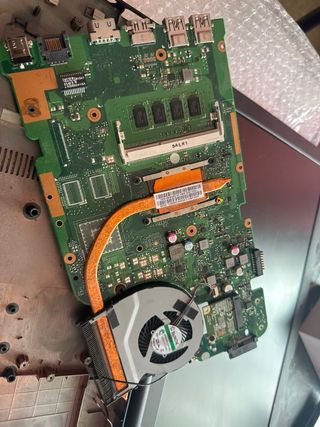 Placa Base ASUS X554L