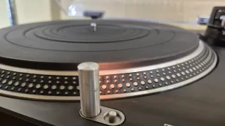 Technics SL-1210MK2. Tocadiscos.