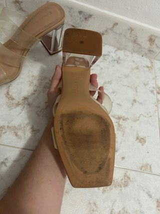 Tacones transparentes Stradivarius