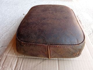 Asiento antiguo de moto 