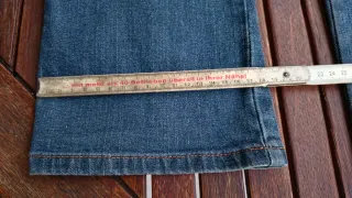 Pantalón vaquero moto con protectores