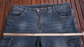 Pantalón vaquero moto con protectores