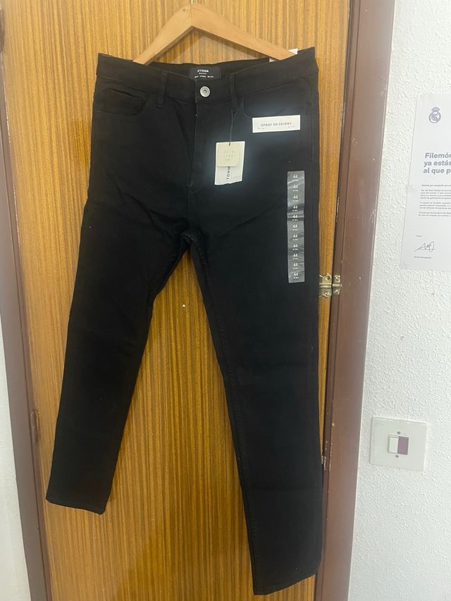 Pantalón vaquero TOWN negro talla 44