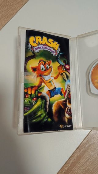 Crash Bandicoot War on Maniac Coco - PSP