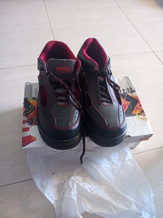 Zapatos de seguridad Paredes negros y rojos unisex