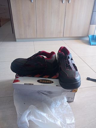 Zapatos de seguridad Paredes negros y rojos unisex
