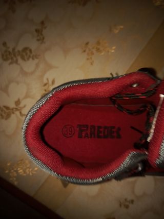 Zapatos de seguridad Paredes negros y rojos unisex