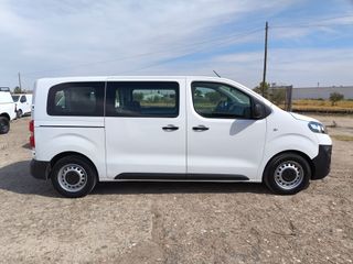 Opel Vivaro Combi talla M 1.5D 120cv 9 Plazas