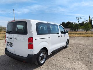 Opel Vivaro Combi talla M 1.5D 120cv 9 Plazas