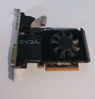 Tarjeta Gráfica EVGA NVIDIA GT 710