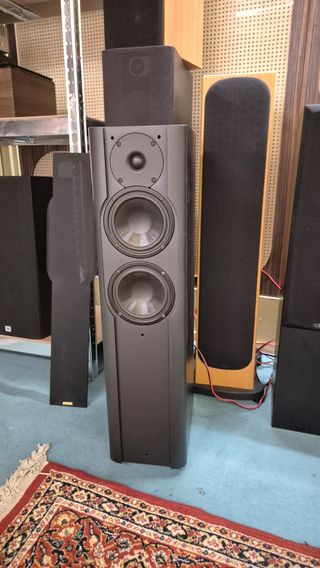Altavoces Jamo 477A Negros