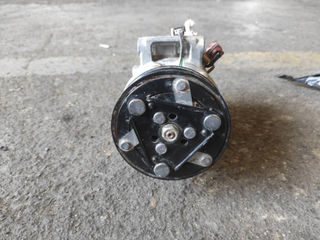 Compresor aire acondicionado 3Q0816803E Audi