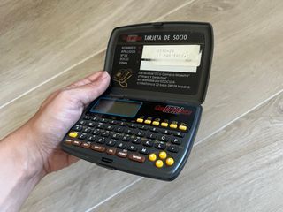 Calculadora Vintage, Traductor y Calendario