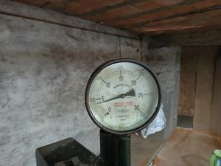 Prensa Hidráulica para Vino