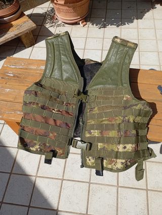 Gilet tattico vegetato