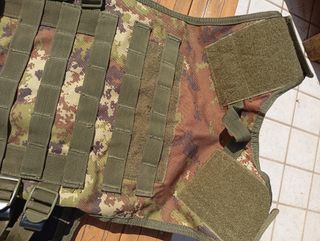 Gilet tattico vegetato