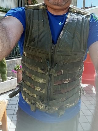 Gilet tattico vegetato