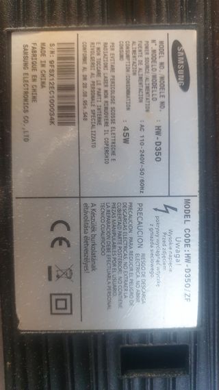 Barra de Sonido Samsung Negra con mando.