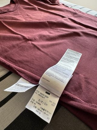 Camiseta Básica Levi's Burdeos
