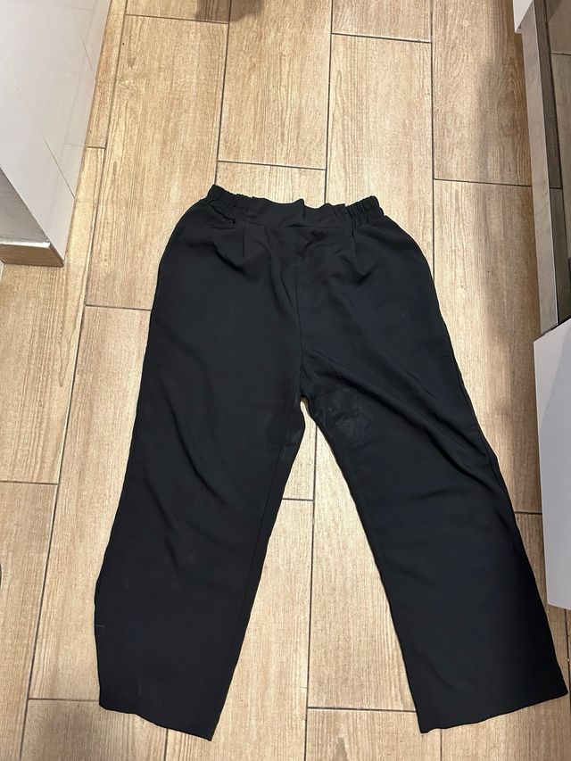 Camisa negra elegante pantalón 3/4