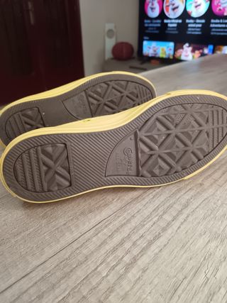 Zapatillas Converse Bajas Amarillas