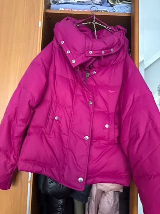 Cazadora Guess
