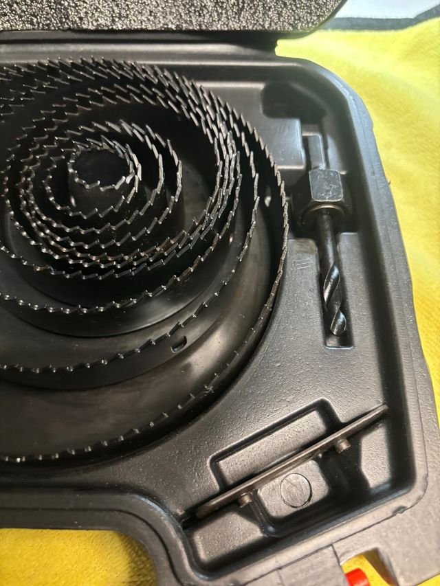 Juego Coronas Sierra Agujeros