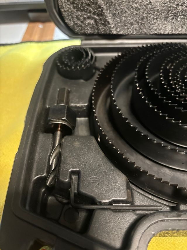 Juego Coronas Sierra Agujeros