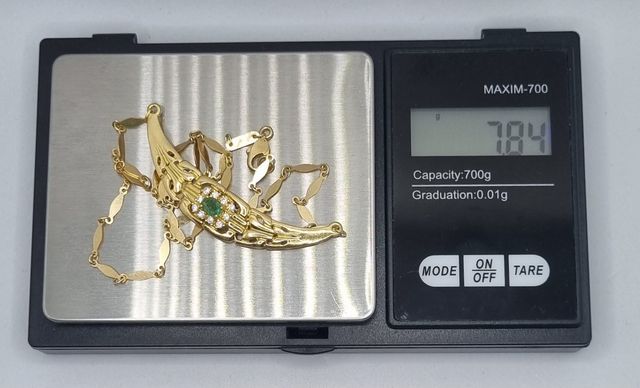 Collar de oro de 18k con Esmeralda, 7.8 g, 46 cm.