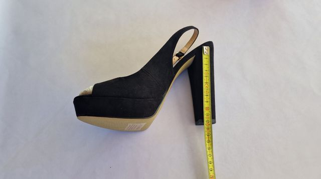 Scarpe Primadonna in pelle vellutata nera tg40