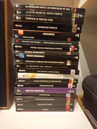 ESIC - Lote de 17 libros