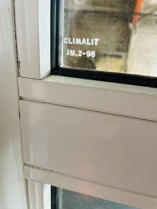 Puerta aluminio con cristal climalit