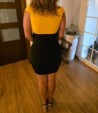 Vestido Marciano Amarillo y Negro Talla 44 (L)