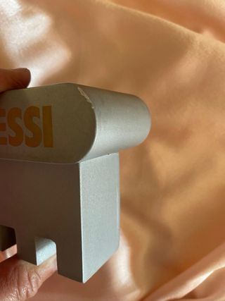 Piccolo articolo pubblicitario di Alessi